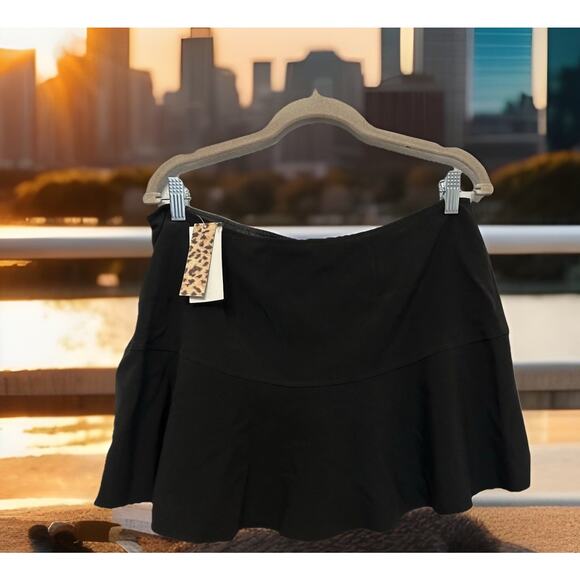 Y2K Pleated Black Mini Skirt Large Punk Grunge Goth Academia Clueless XOXO NWT - Picture 1 of 6